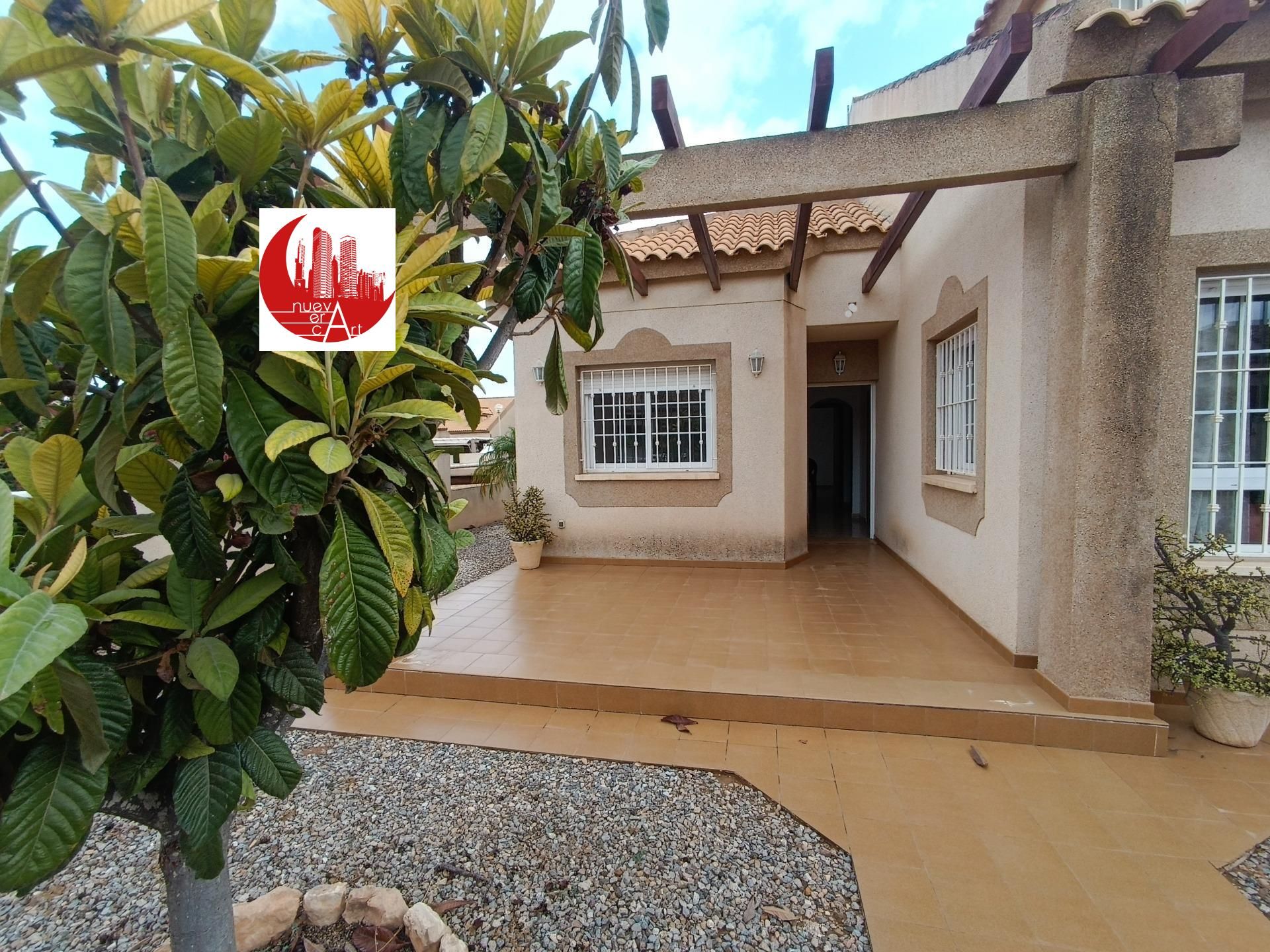 Casa o xalet en venda a Barrio de Peral - San Félix