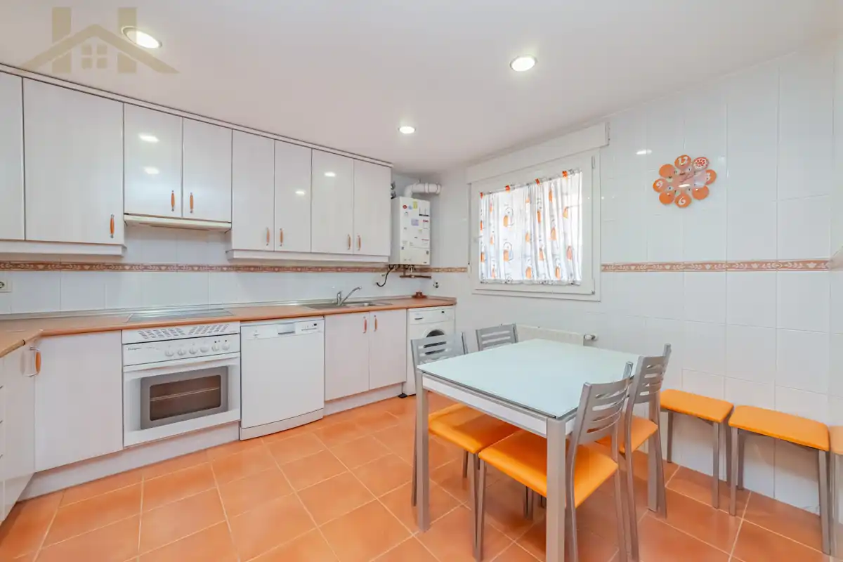 Kitchen of Detached homes for sale in Valdemoro  with Air Conditioner, Heating and Private garden