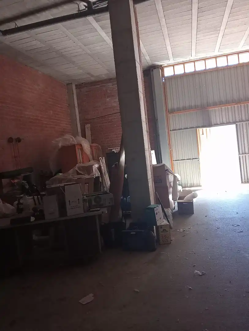 Local comercial en venda a Cenicero, imagen 3