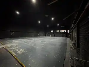 Nave industrial en alquiler en Urbanización Este - Montepríncipe