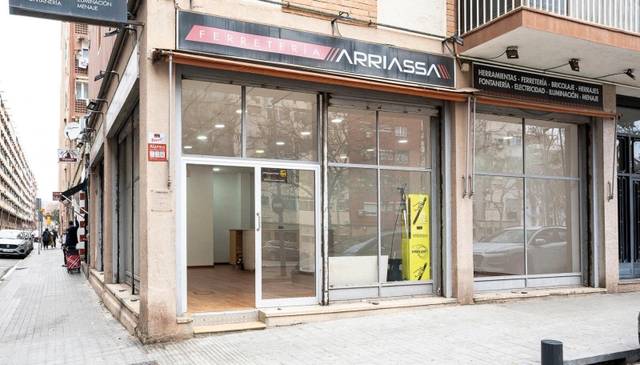Local comercial en Venta en Carrer del Camp Arriassa en La Verneda i la Pau