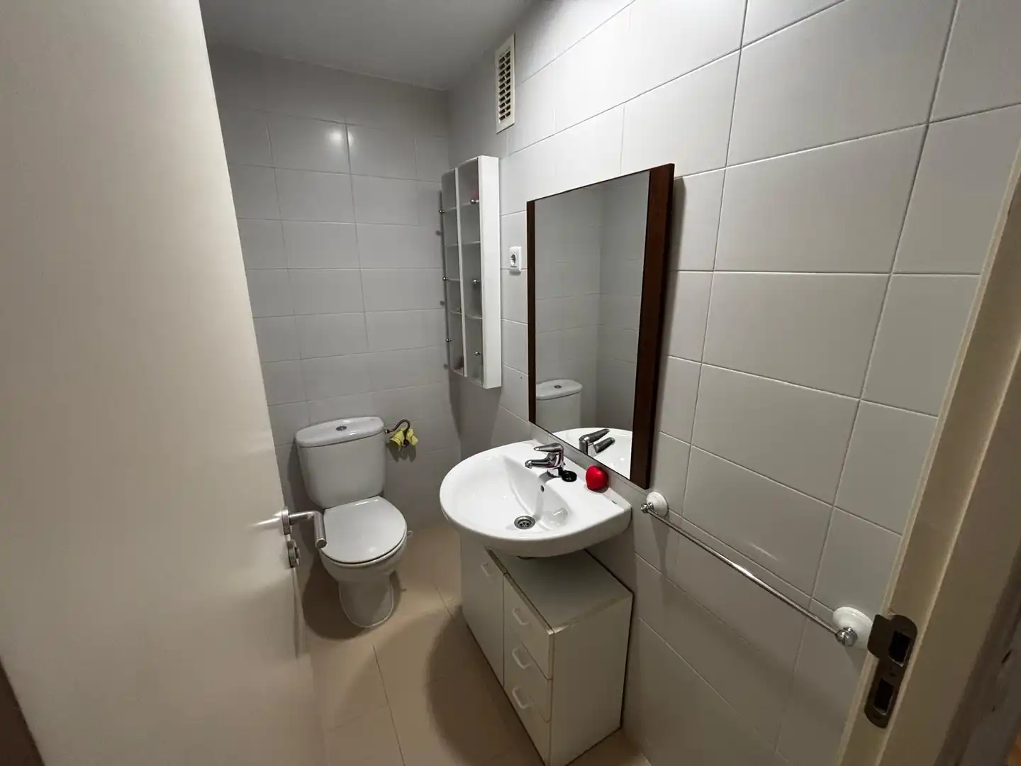 Bathroom of Ground floor for sale in Sabadell  with Air Conditioner, Parquet flooring and Terrace