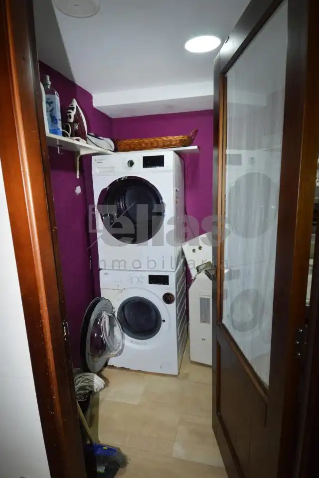 Dormitori de Casa o xalet en venda en Vimianzo amb Calefacció, Jardí privat i Terrassa