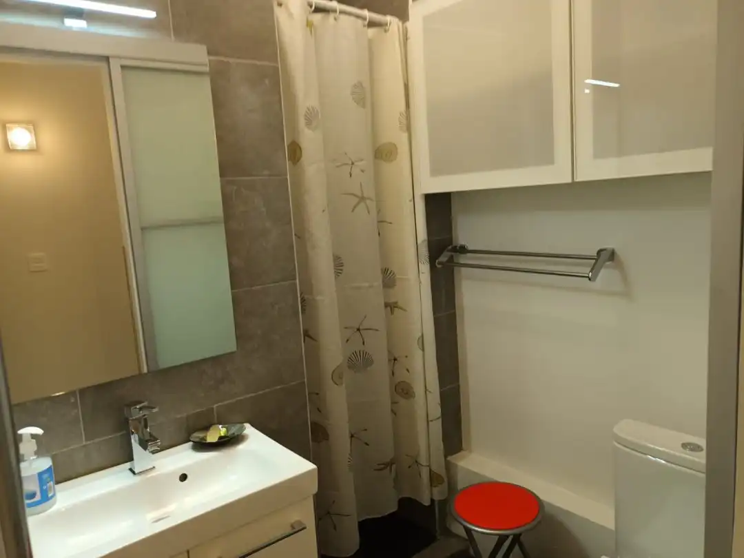 Bathroom of Flat for rent in Sopela  with Heating