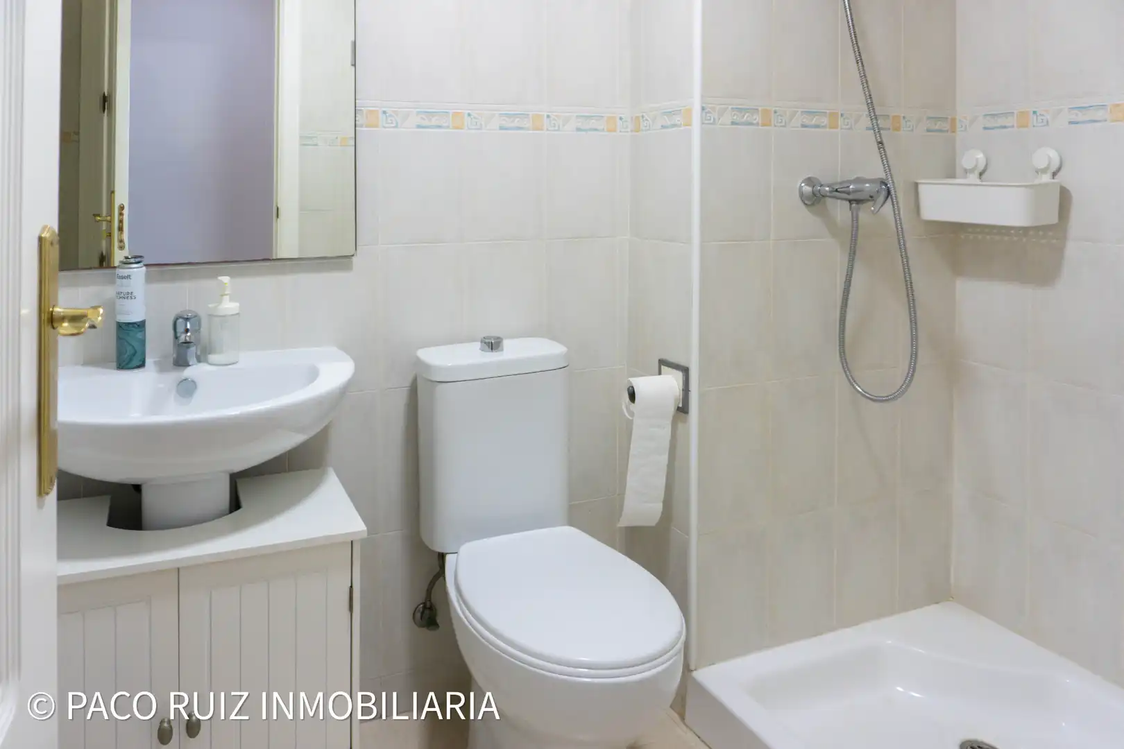 Baño de Piso en venta en Almería con Balcón