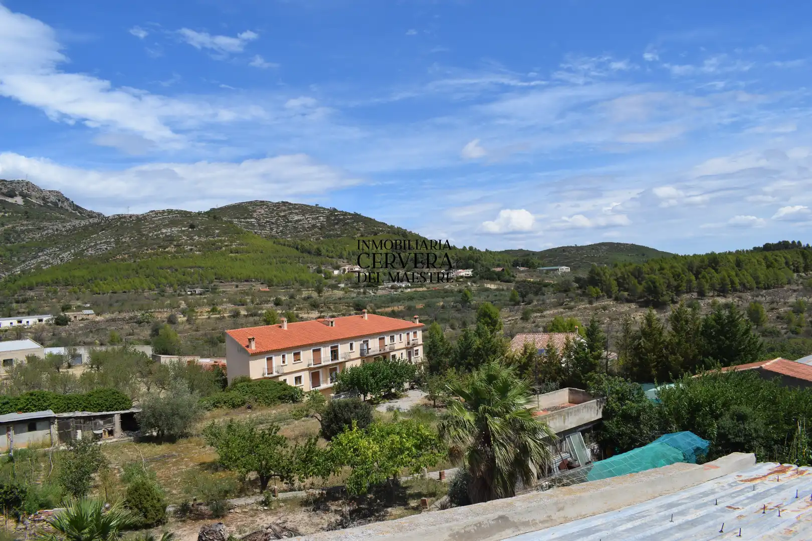 Vista exterior de Casa adosada en venta en Xert con Terraza
