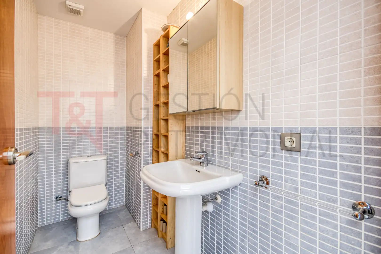 Bathroom of Detached homes for sale in Castellet i la Gornal  with Heating, Terrace and Oven