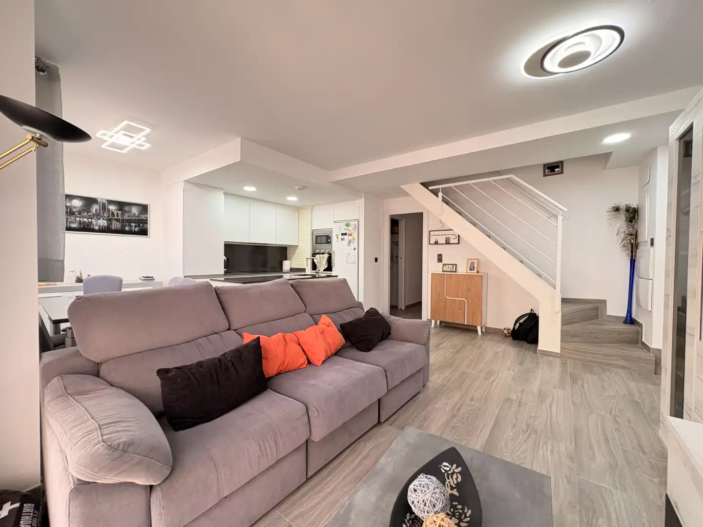 Living room of Attic for sale in Zaragoza  with Air Conditioner, Heating and Terrace