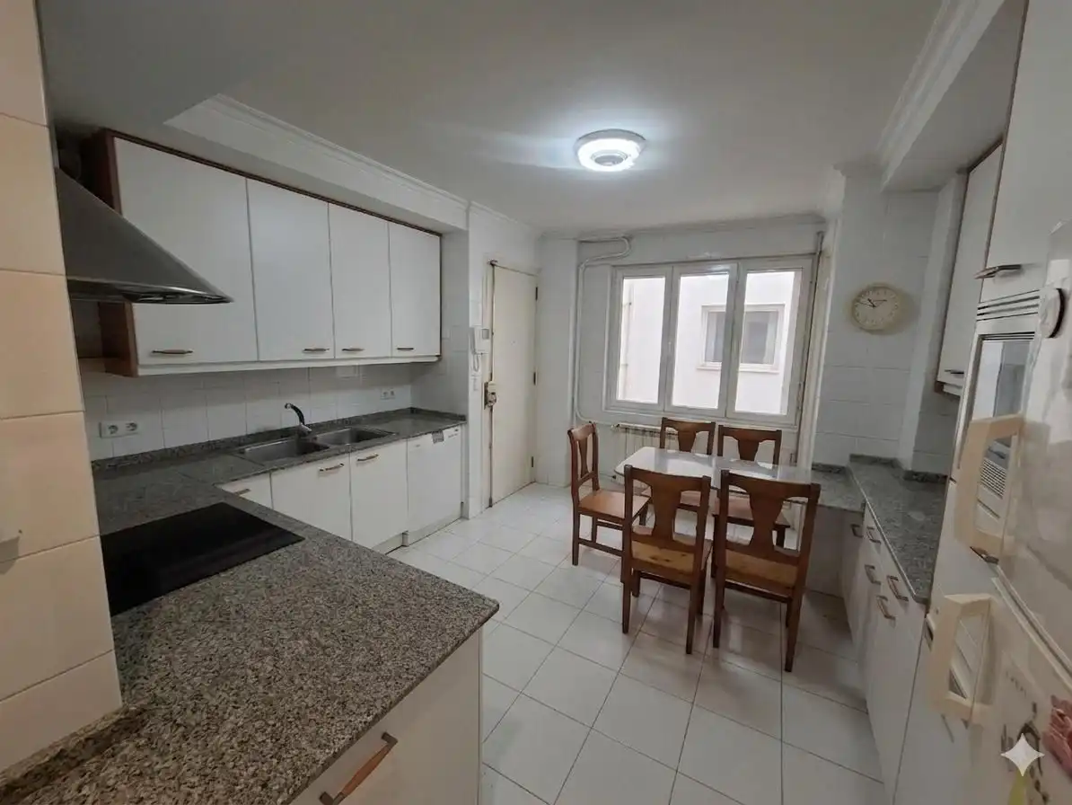 Kitchen of Flat for sale in Vigo   with Terrace and Balcony