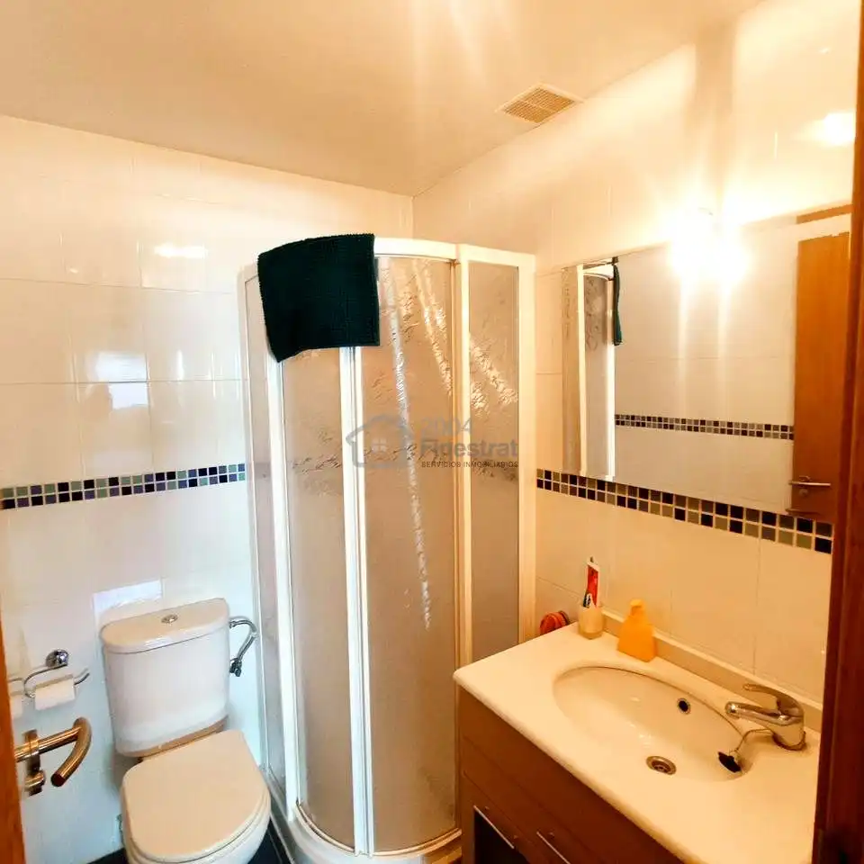 Badezimmer von Wohnung zum Verkauf in Villajoyosa / La Vila Joiosa mit Klimaanlage, Terrasse und Abstellraum