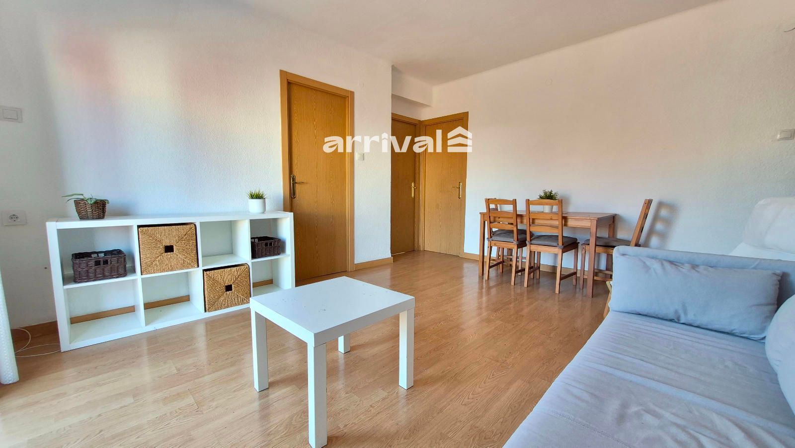 Dormitori de Pis de lloguer en  Valencia Capital amb Terrassa, Moblat i Balcó