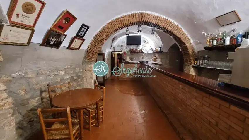 Gebäude zum Verkauf in Valencia de Alcántara