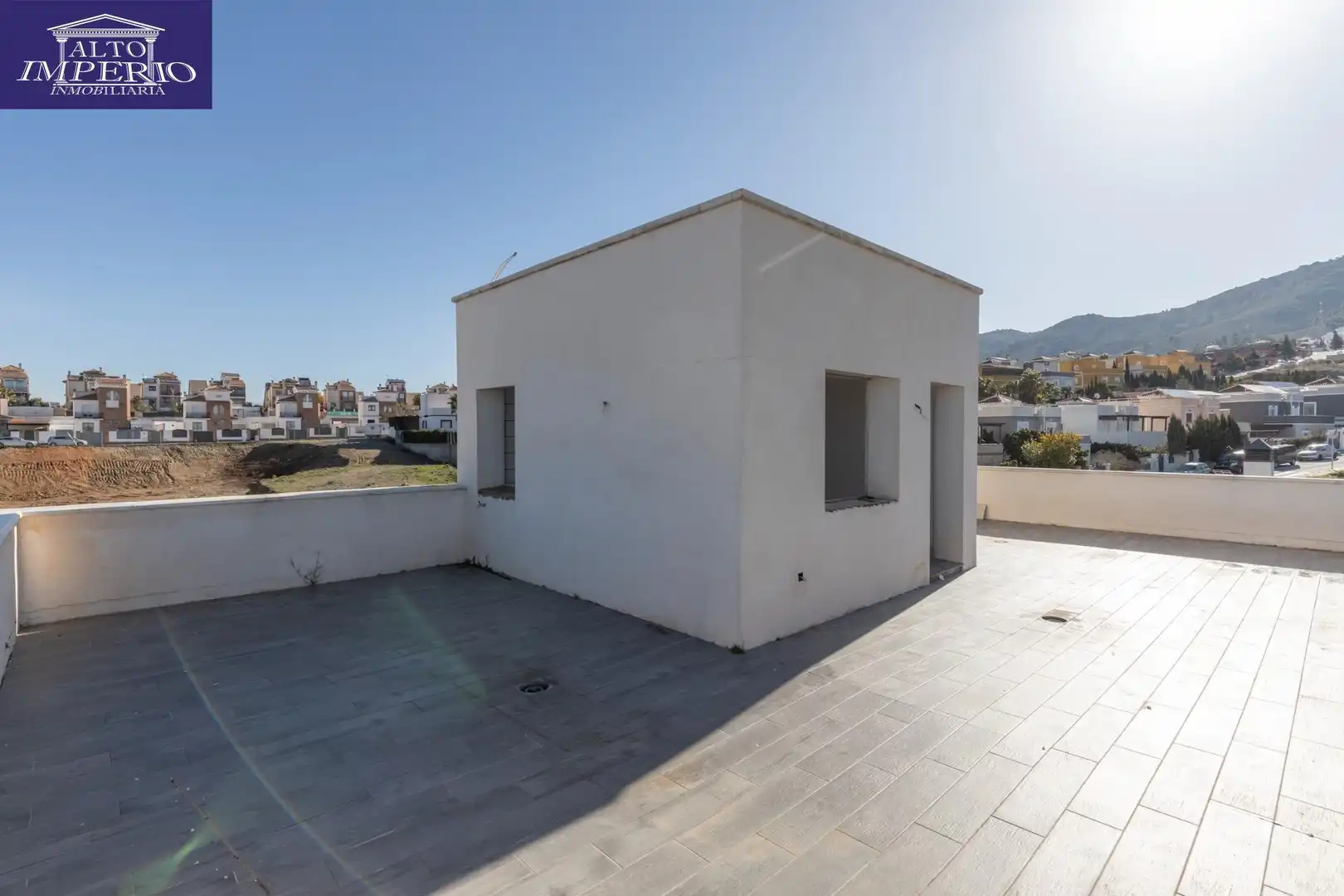 Detached house with terrace for sale in Calle Puntal de las Siete Lagunas 18, imagen 11