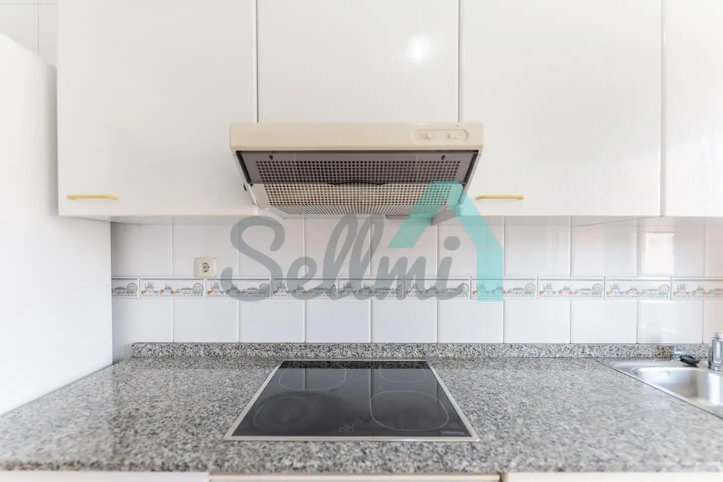 Küche von Wohnung zum Verkauf in Oviedo  mit Heizung, Parkett und Terrasse