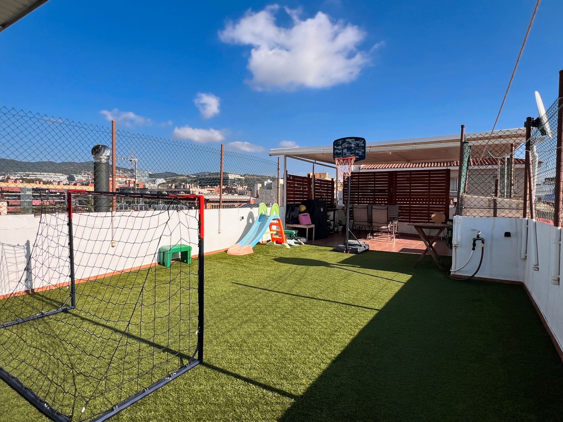 Terrassa de Dúplex en venda en Badalona amb Aire condicionat, Calefacció i Parquet