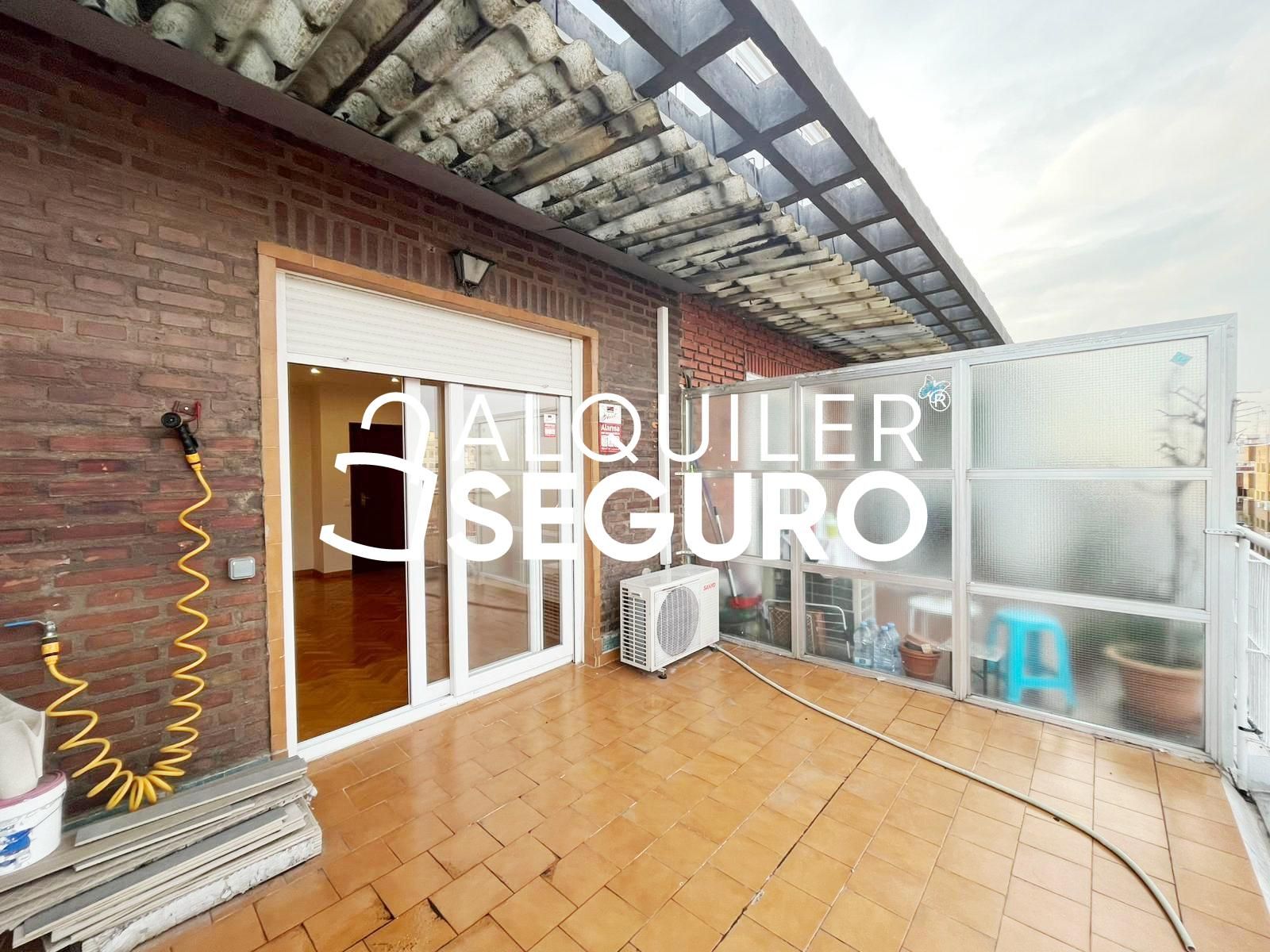 Àtic de lloguer en  Madrid Capital amb Aire condicionat, Calefacció i Terrassa
