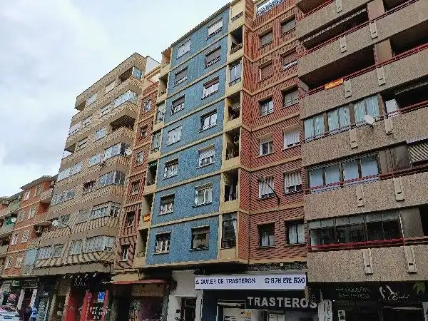 Vista exterior de Apartamento en venta en Zaragoza