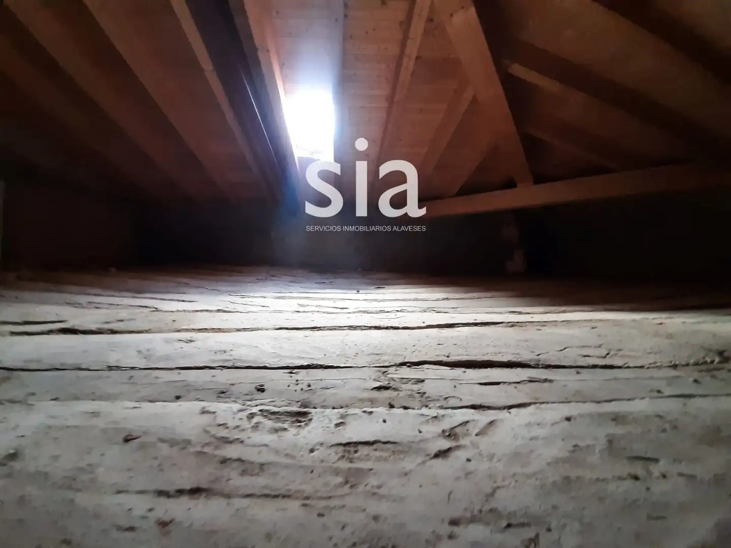 Vista exterior de Casa o xalet en venda en Zambrana amb Jardí privat i Traster