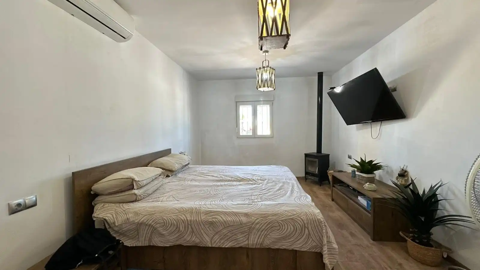 Bedroom of Houses for sale in Dolores  with Air Conditioner, Heating and Swimming Pool