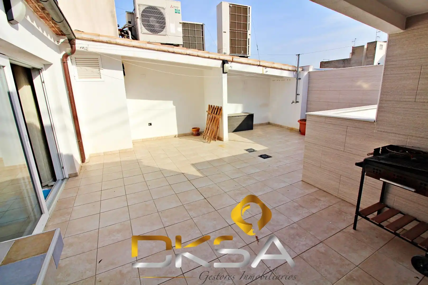 Vista exterior de Casa o chalet en venta en Vila-real con Aire acondicionado, Calefacción y Jardín privado