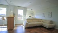 Living room of Flat for sale in Vic  with Air Conditioner, Heating and Parquet flooring