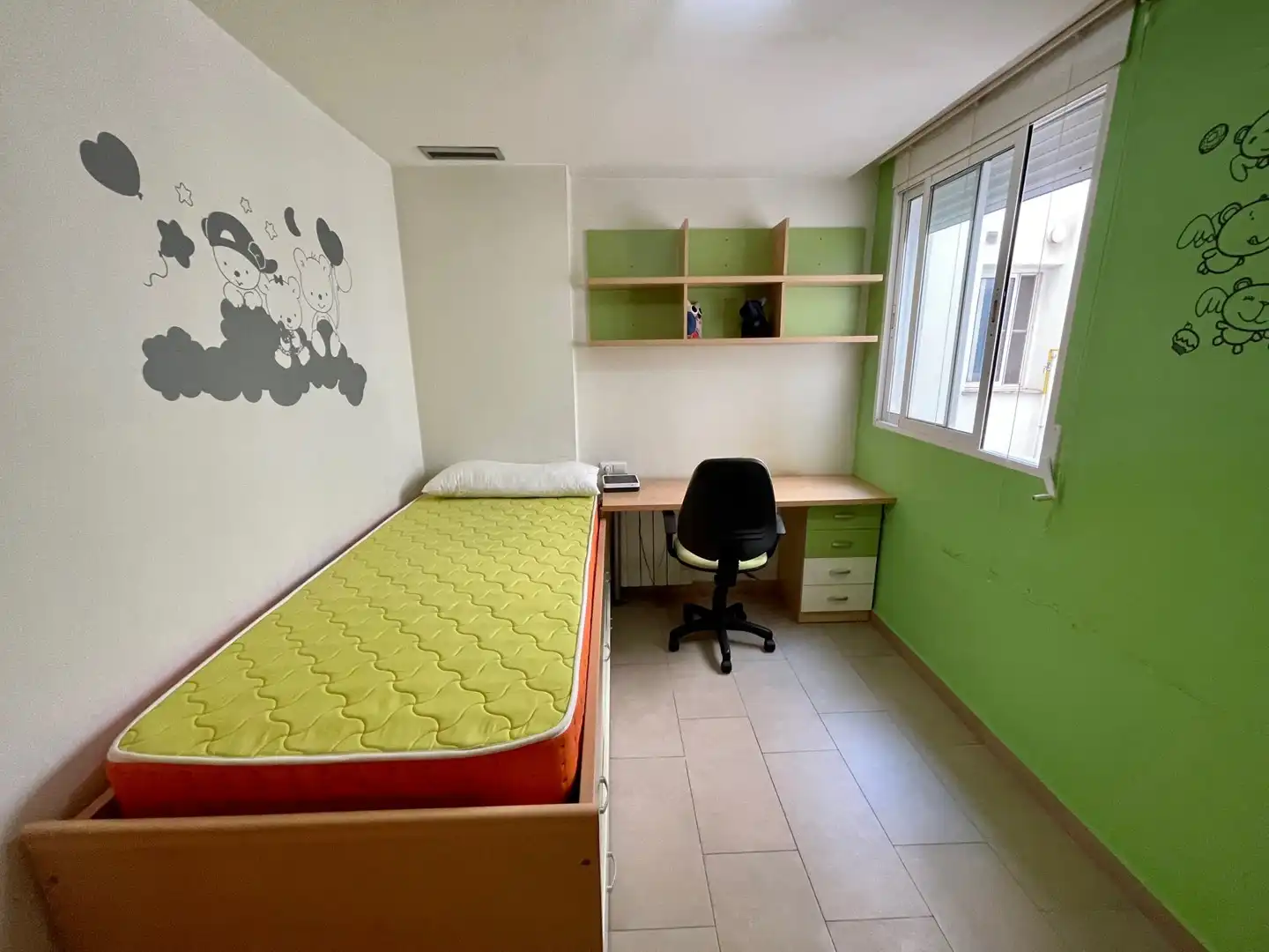 Habitación de Piso de alquiler en Catarroja con Amueblado
