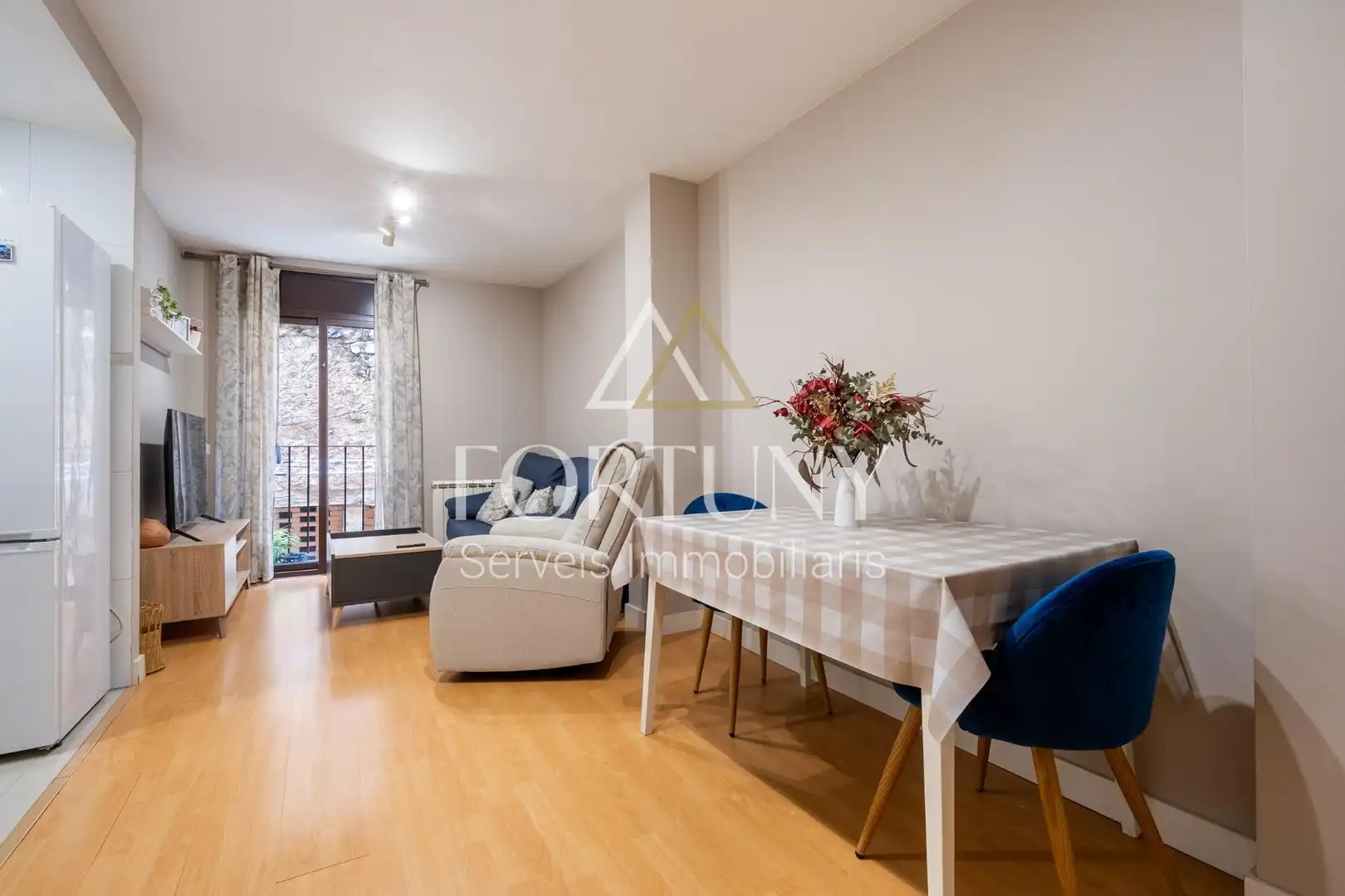 Vista exterior de Piso en venta en La Selva del Camp con Calefacción