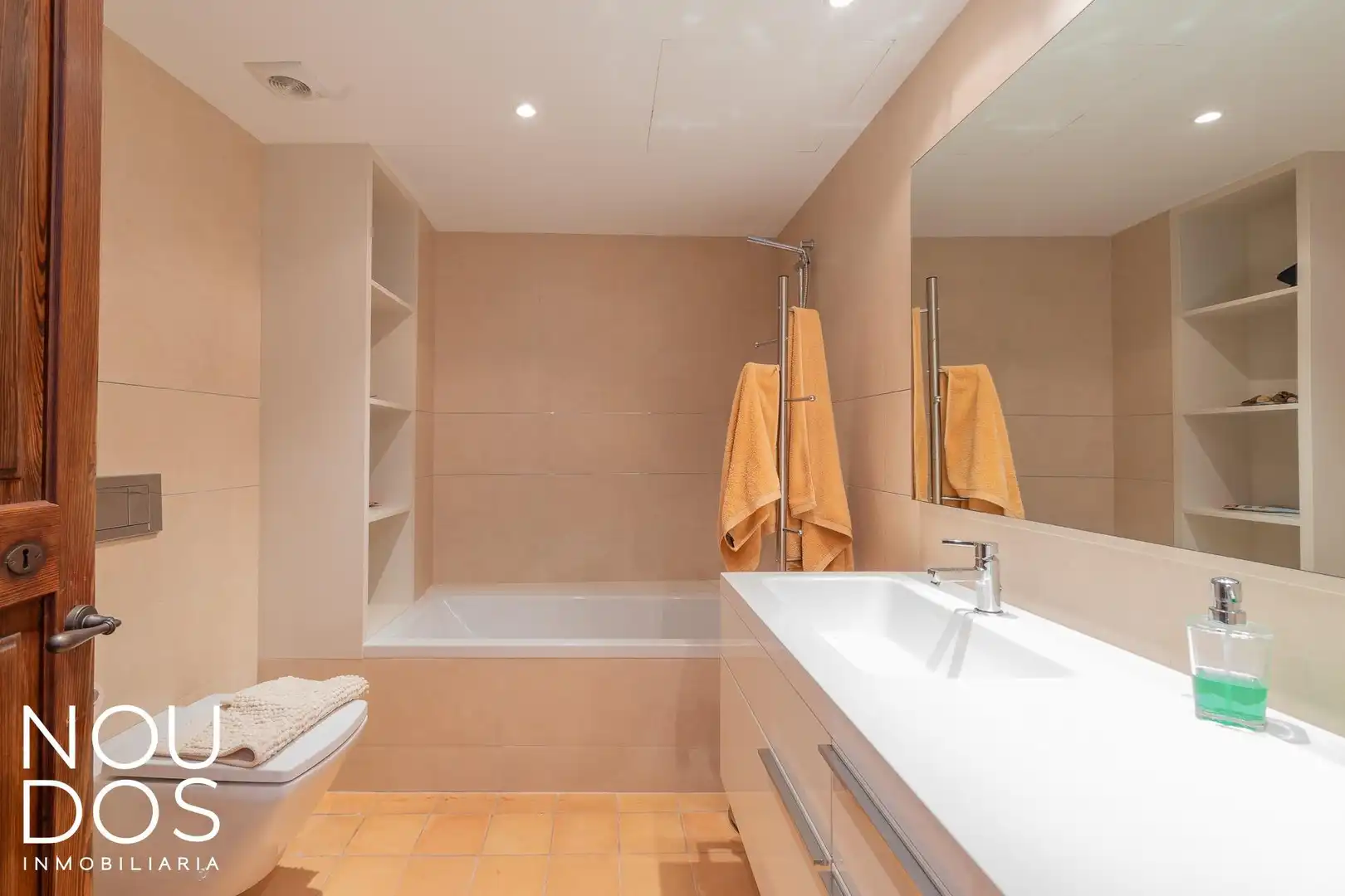 Badezimmer von Country house zum Verkauf in Llucmajor mit Klimaanlage, Heizung und Privatgarten