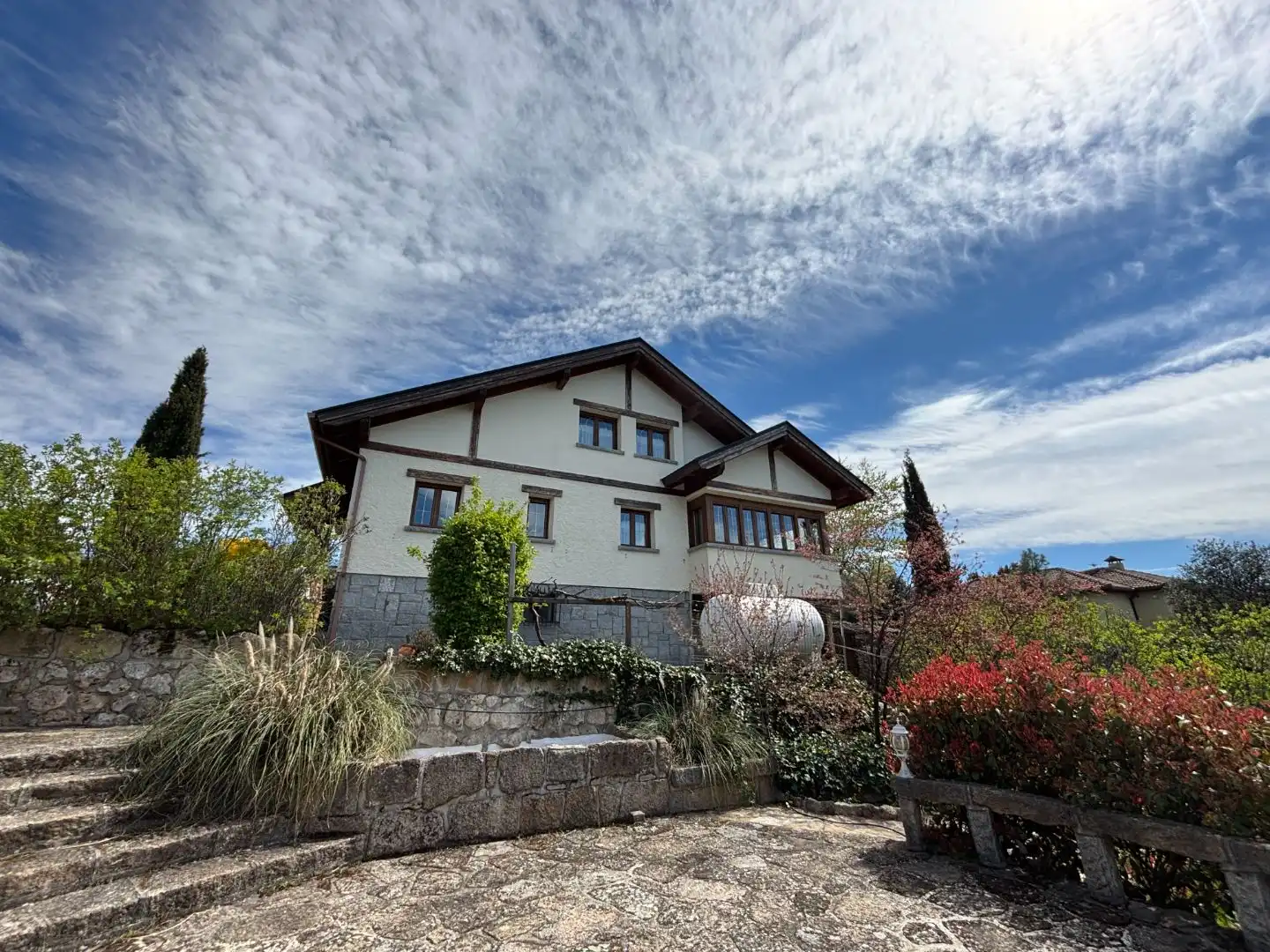 Chalet con piscina en venta en Calle del Miño 9