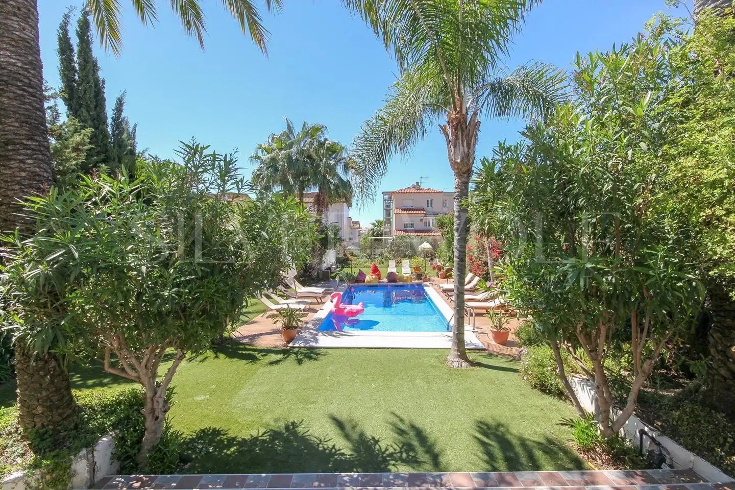 House with pool for sale in calle de la Sardana, imagen 7