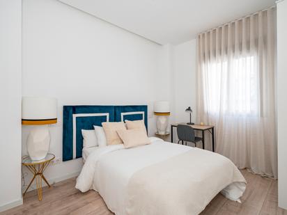 Bedroom of Flat to share in  Madrid Capital  with Air Conditioner and Balcony