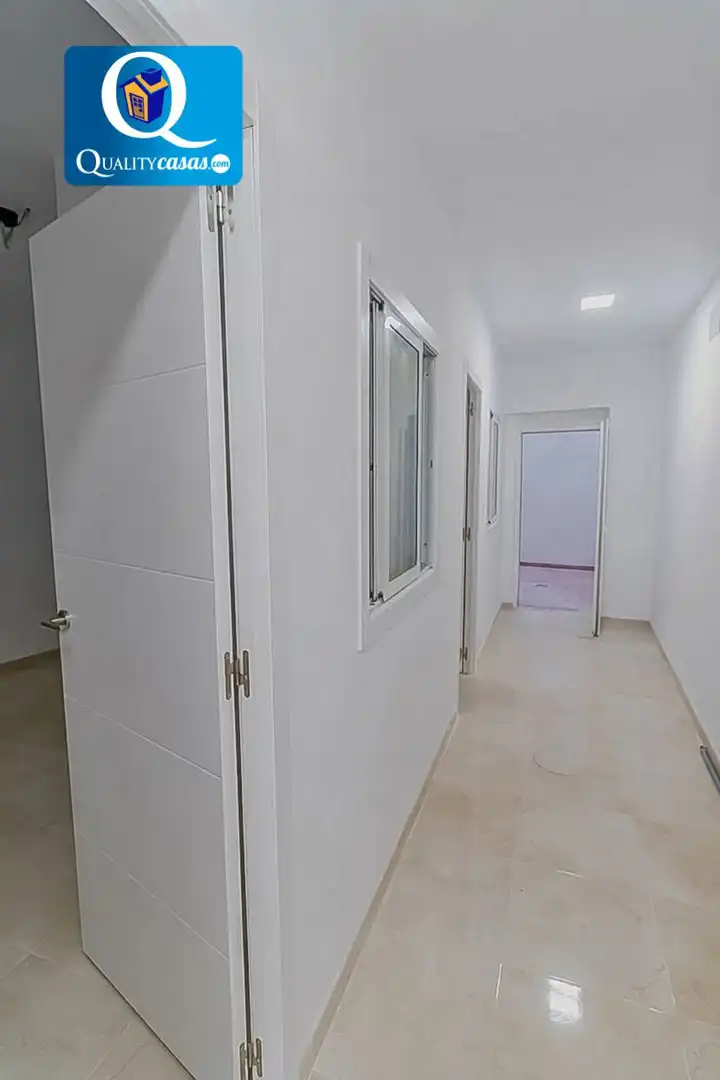 Oficina en venta en Alicante / Alacant con Aire acondicionado