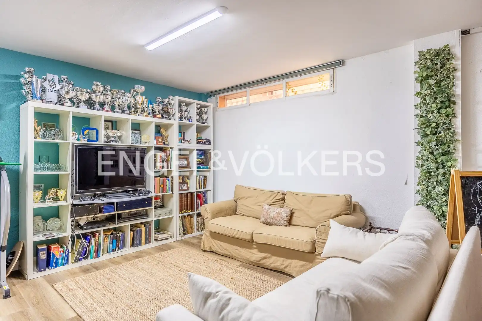 Houses for sale in Sevilla  with Air Conditioner, Heating and Private garden