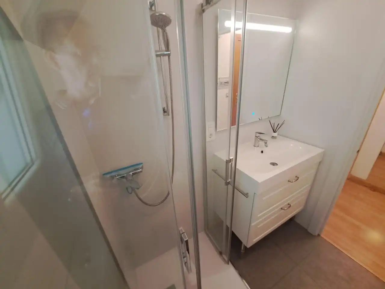 Bathroom of Flat for sale in Zaragoza  with Air Conditioner, Heating and Parquet flooring
