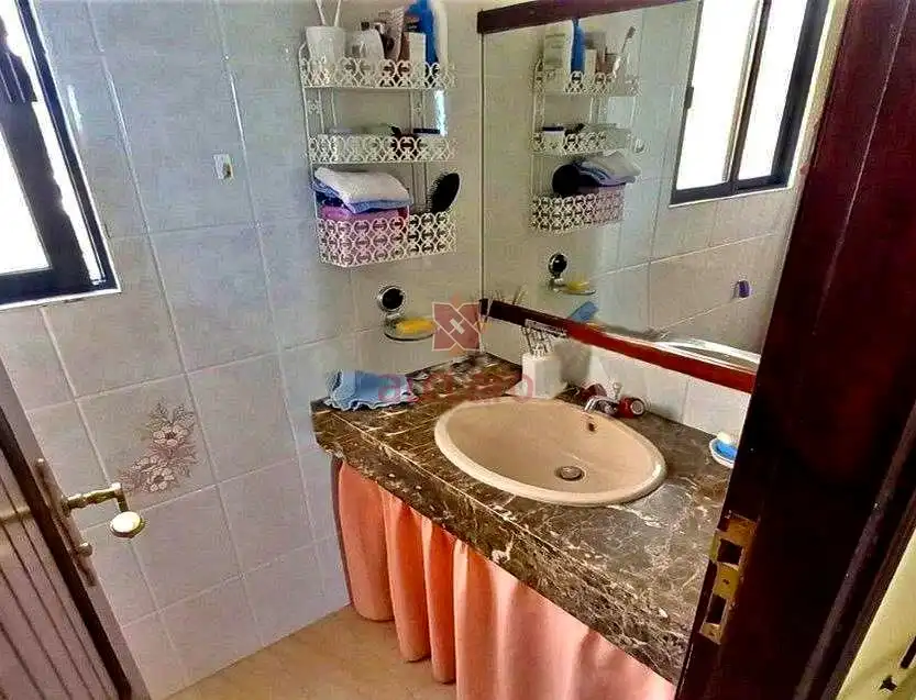 Baño de Casa o chalet en venta en Arona con Jardín privado, Terraza y Piscina