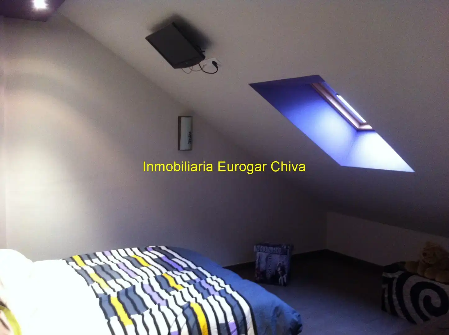 Sala d'estar de Dúplex en venda en Chiva amb Terrassa i Balcó