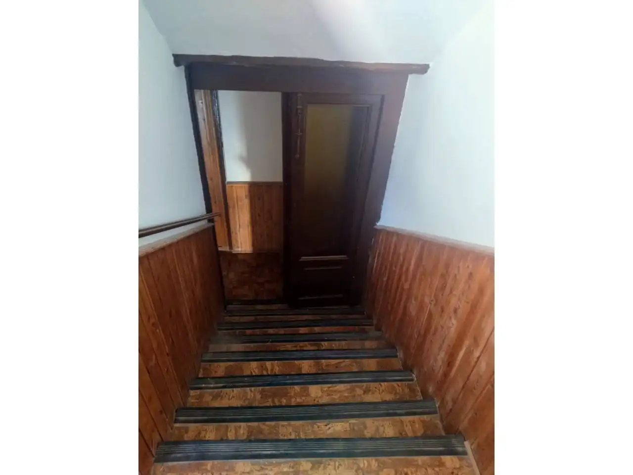 Wohnung zum Verkauf in Merindad de Cuesta-Urria mit Heizung, Abstellraum und Möbliert