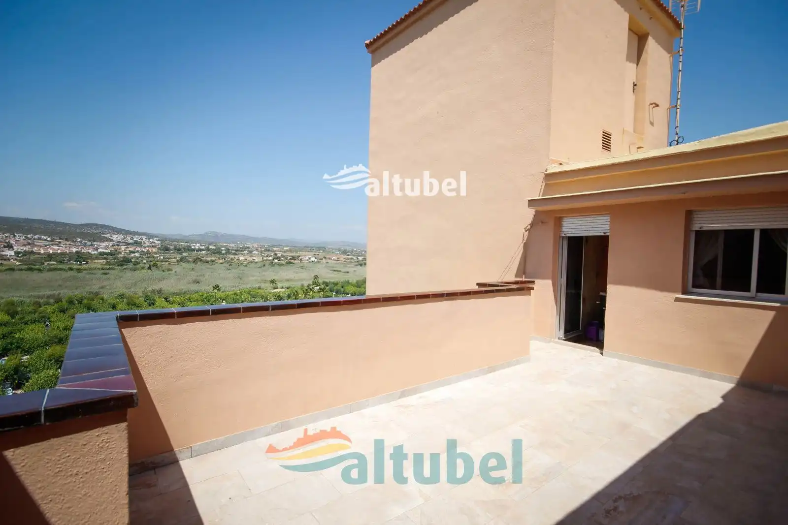 Terrasse von Dachboden zum Verkauf in Peñíscola / Peníscola mit Terrasse, Schwimmbad und Möbliert