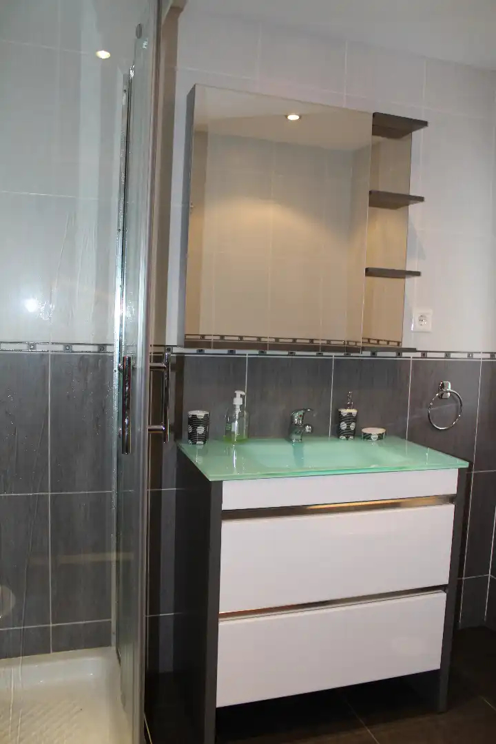 Badezimmer von Wohnung zum Verkauf in Mieres (Asturias) mit Heizung, Abstellraum und Möbliert