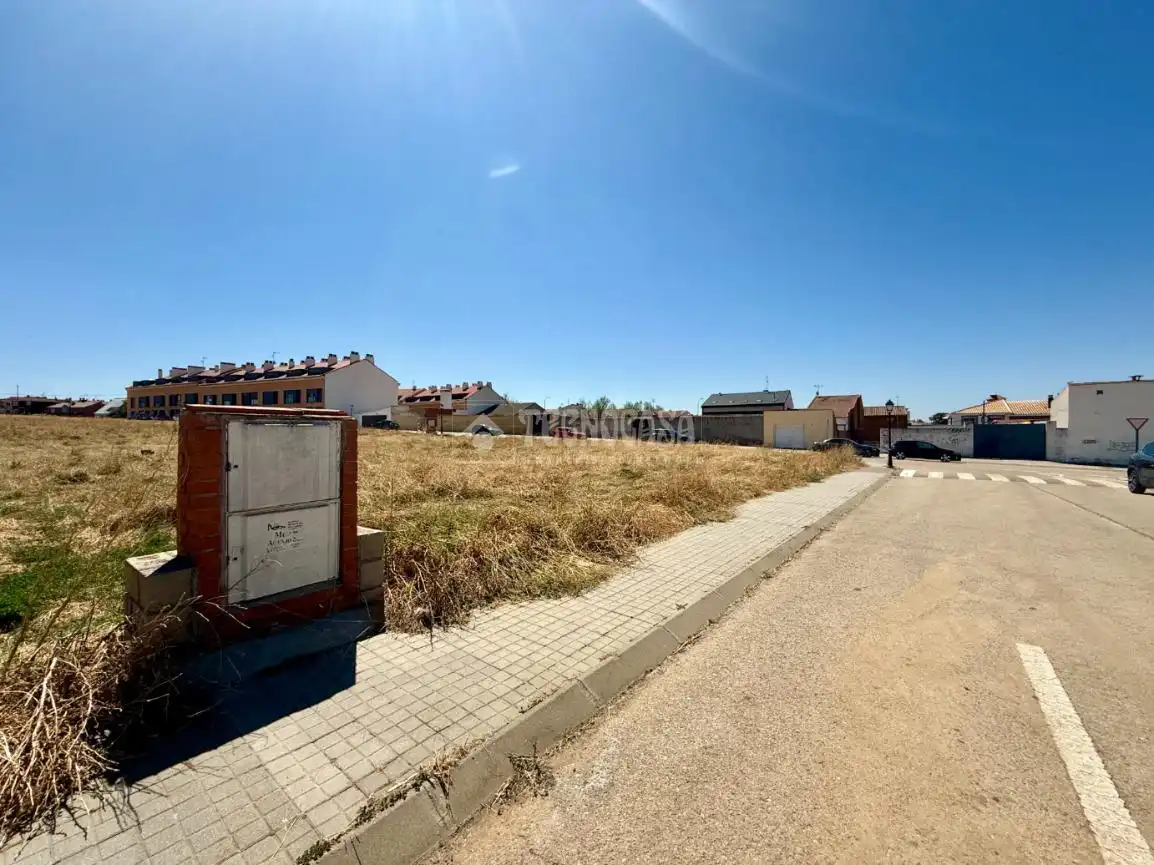 Terreny residencial en venda a Torrejón del Rey