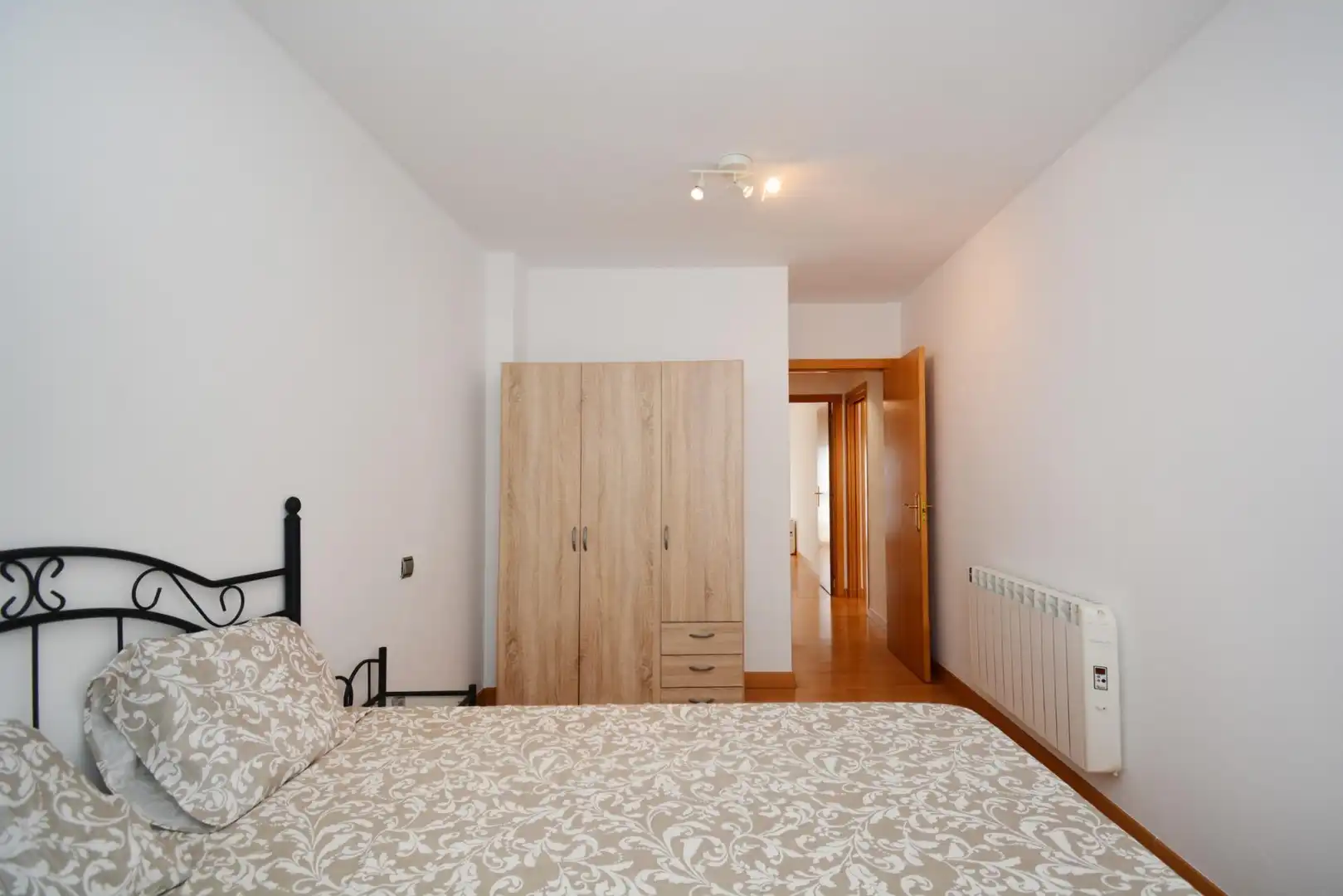 Habitación de Piso en venta en El Burgo de Ebro con Calefacción, Terraza y Balcón