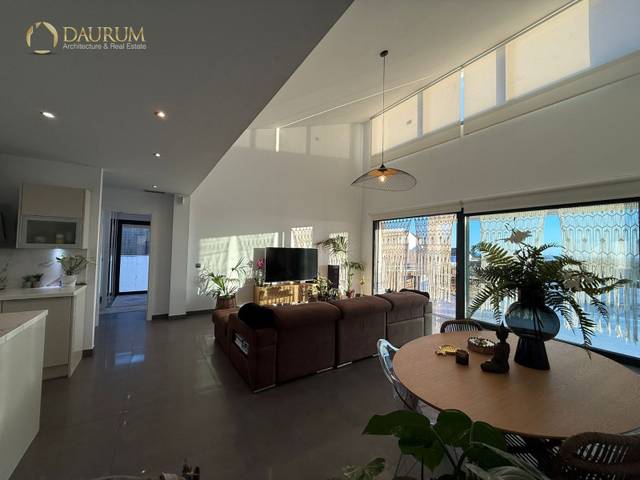 Casa-chalet en Venta en Alcornoque en Las Lomas