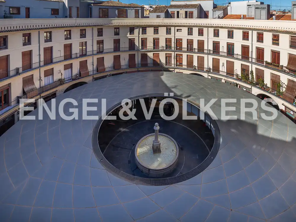 Vista exterior de Àtic de lloguer en Valencia amb Aire condicionat, Calefacció i Parquet