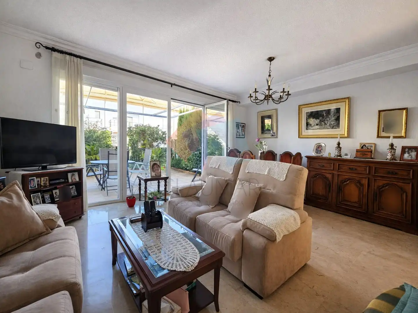 Maison mitoyenne avec piscine à vendre à Park Nord - Casona