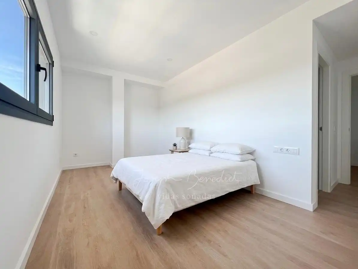 Habitación de Ático en venta en Gavà con Aire acondicionado, Calefacción y Parquet