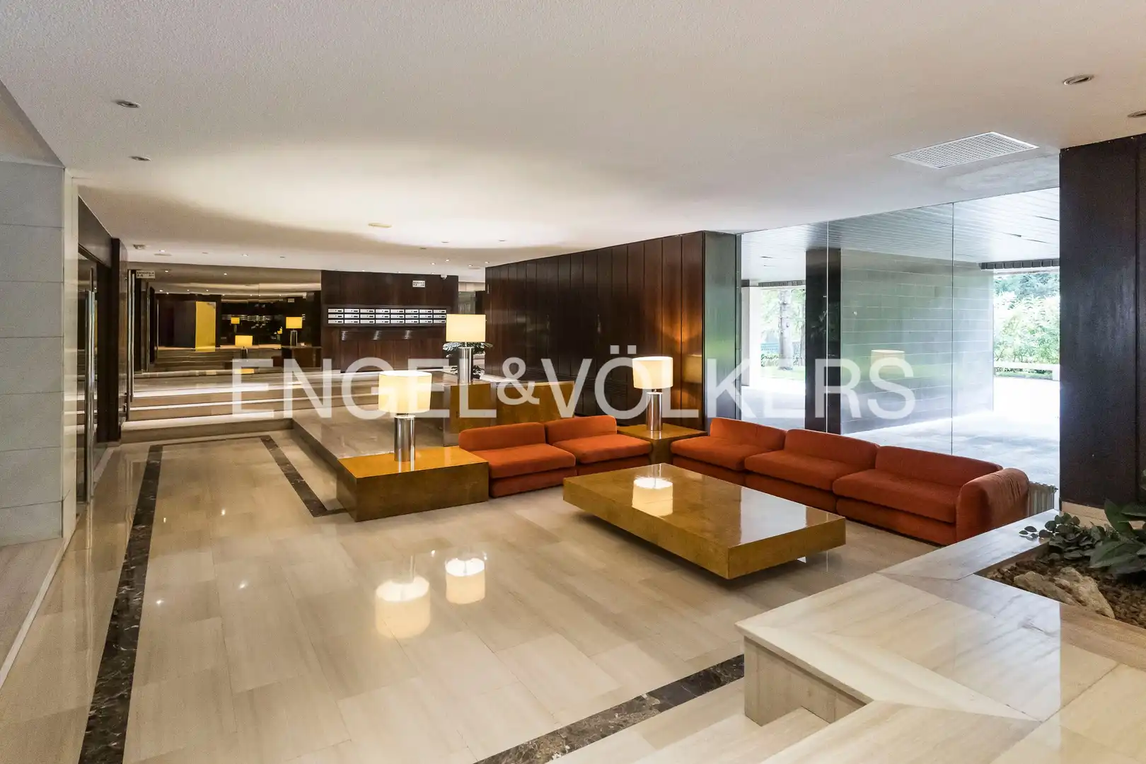 Flat for sale in Madrid  with Heating, Private garden and Terrace
