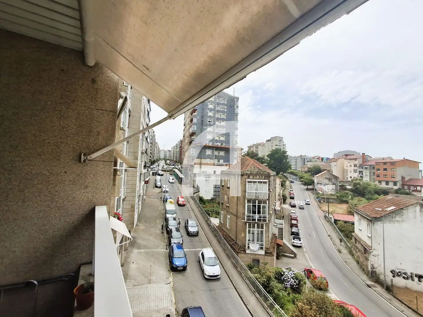 Terrassa de Pis en venda en Vigo  amb Calefacció, Terrassa i Traster