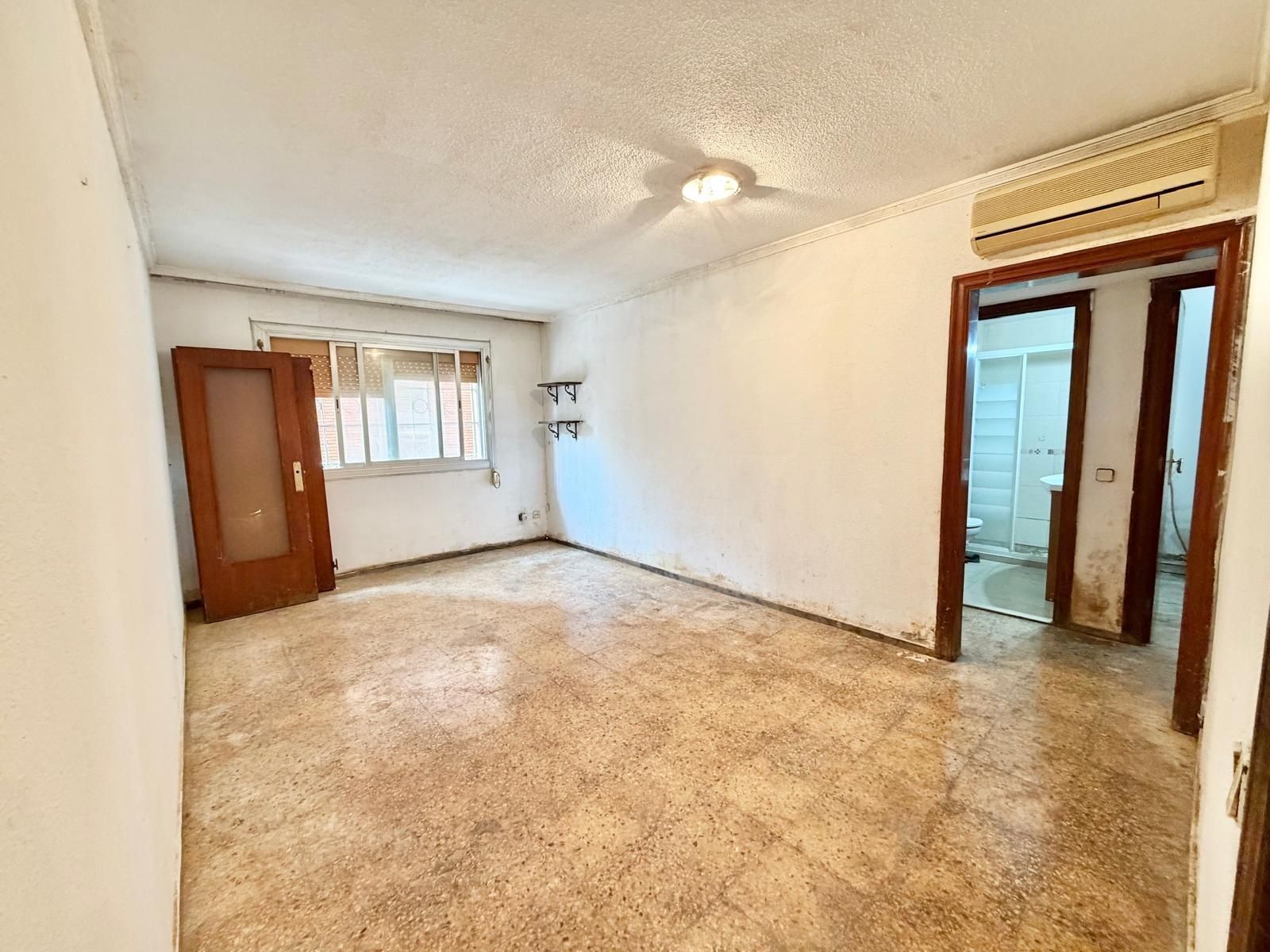 Flat for sale in  Passatge Llunàs, Sanfeliu, Centre - Sant Josep - Sanfeliu