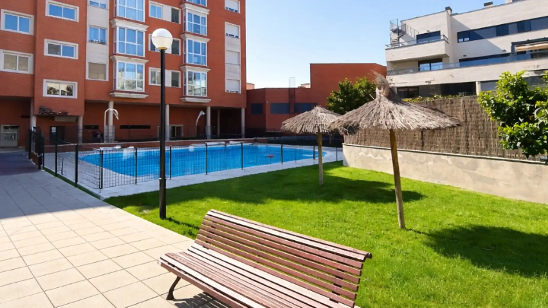 Piscina de Piso en venta en  Madrid Capital con Aire acondicionado, Calefacción y Trastero