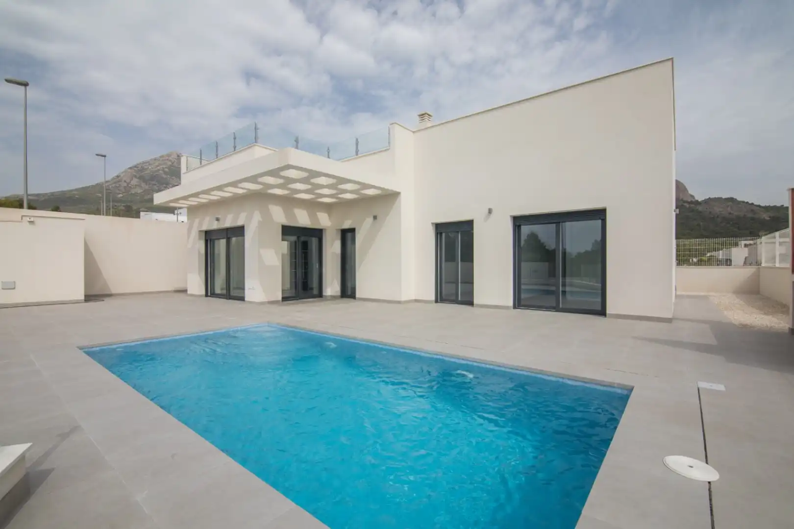 Piscina de Casa o xalet en venda en Polop